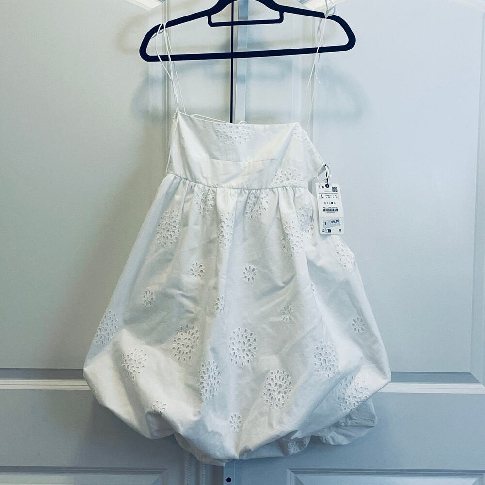 NWT Zara Eyelet Dress - Women Size L - White